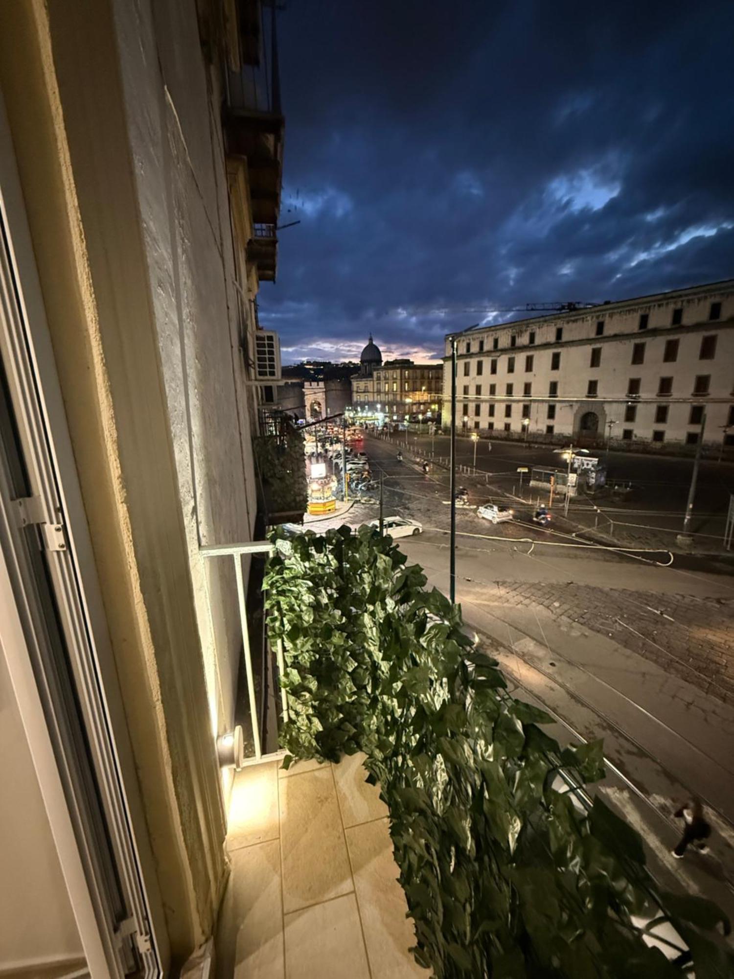 Il Regno Di Napoli Hotel Екстериор снимка