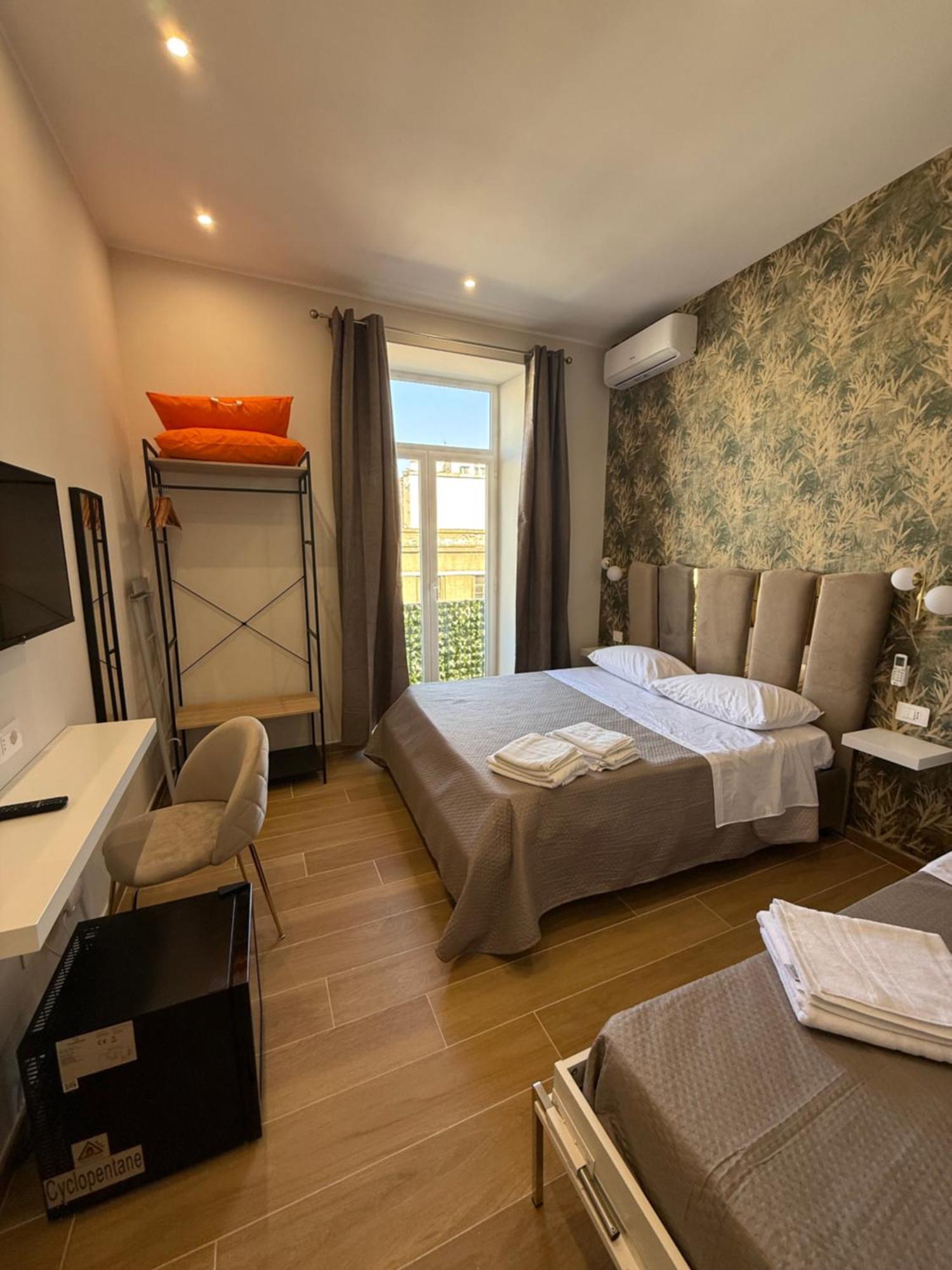 Il Regno Di Napoli Hotel Екстериор снимка
