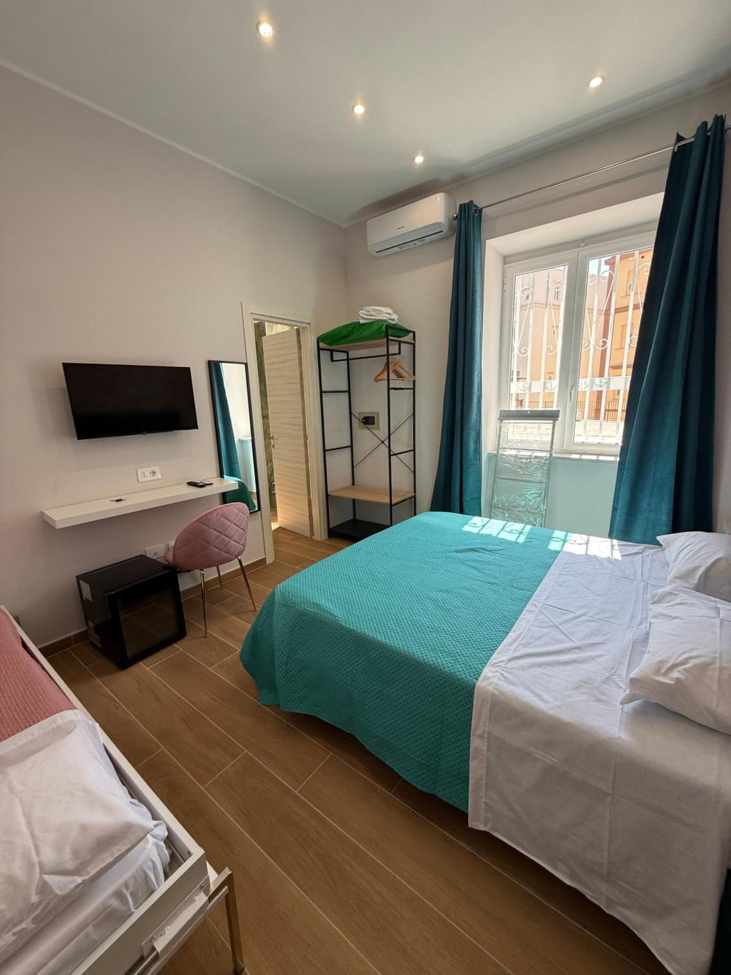 Il Regno Di Napoli Hotel Екстериор снимка