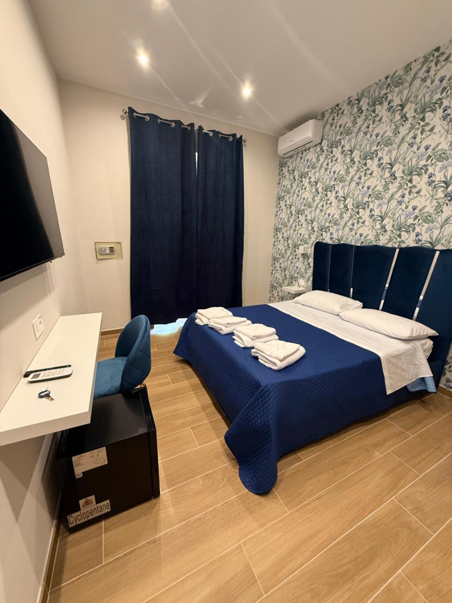 Il Regno Di Napoli Hotel Екстериор снимка