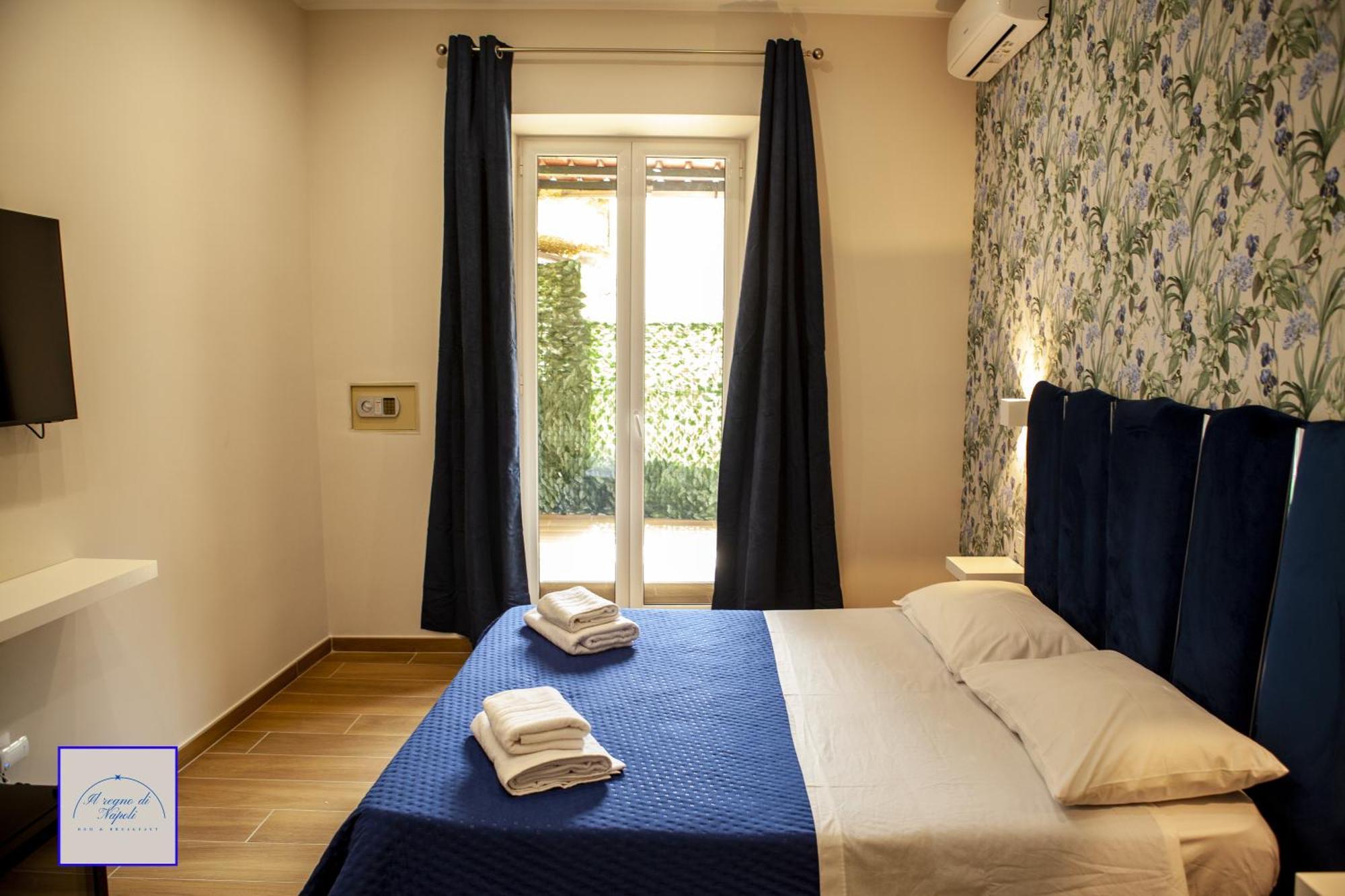Il Regno Di Napoli Hotel Екстериор снимка