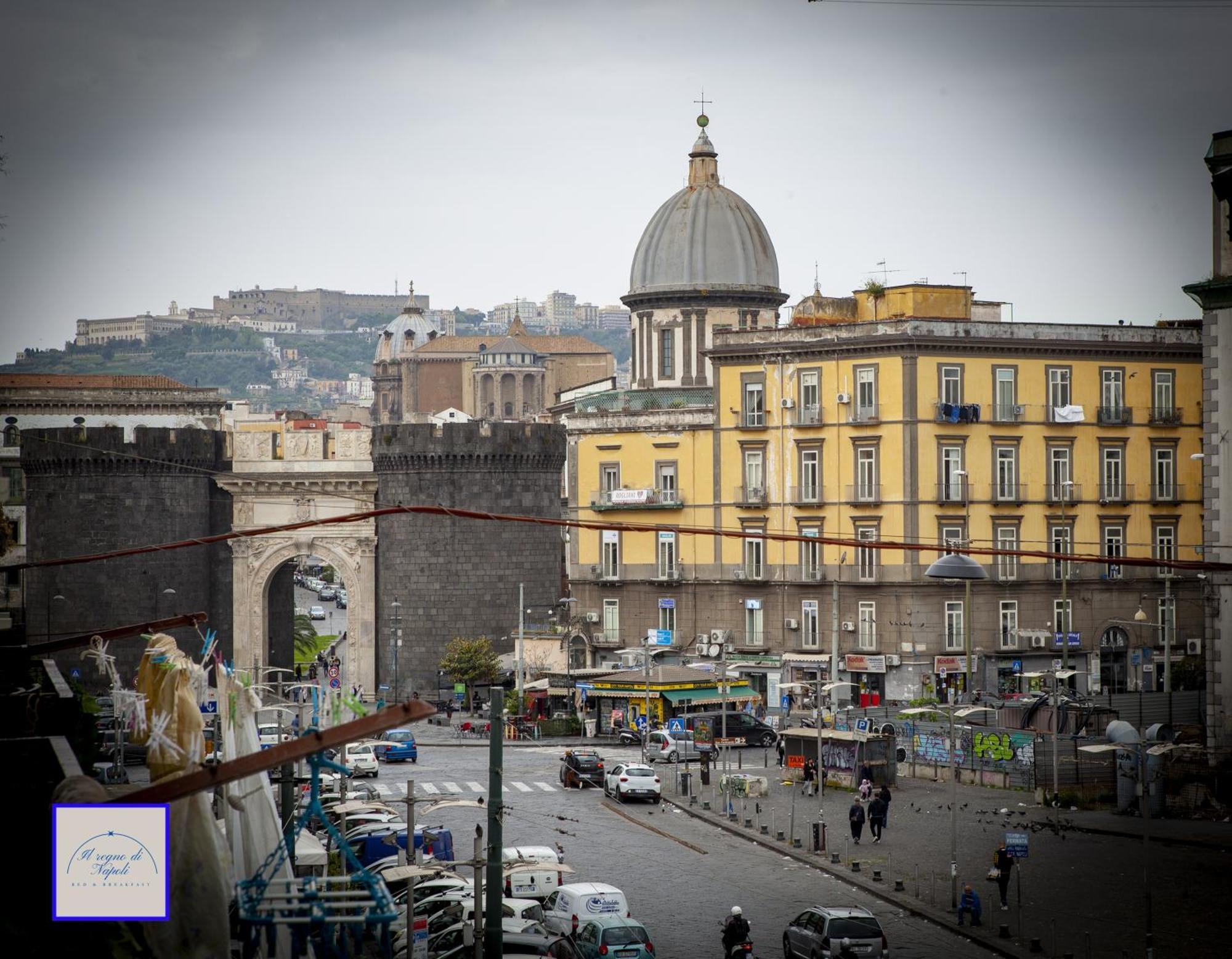 Il Regno Di Napoli Hotel Екстериор снимка